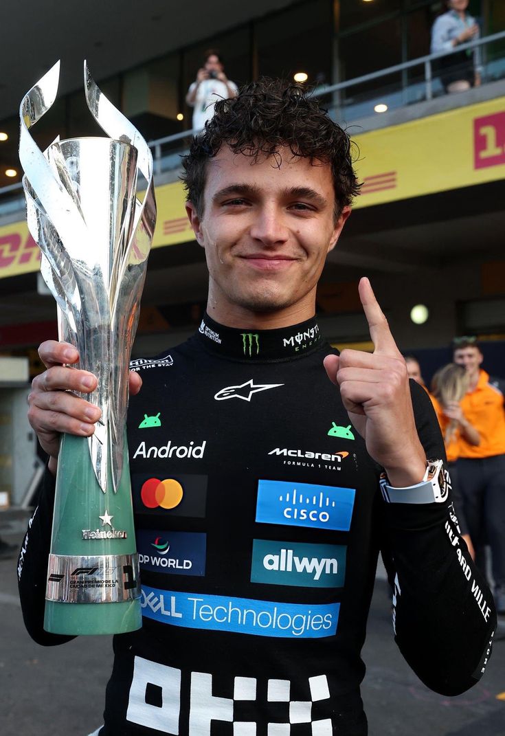 Лонгслів McLaren black F1